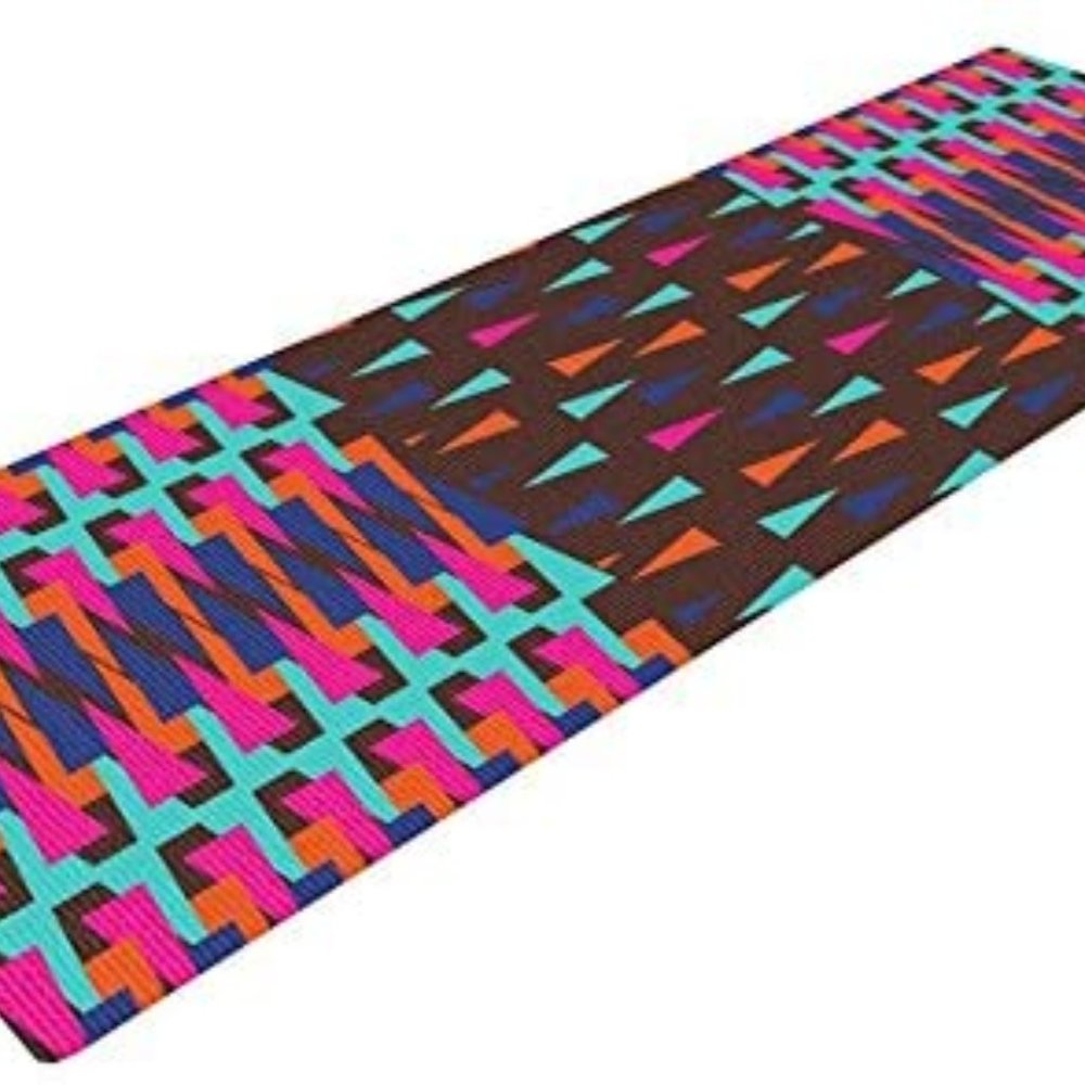 Pink Abstract Triangular Yoga Mat